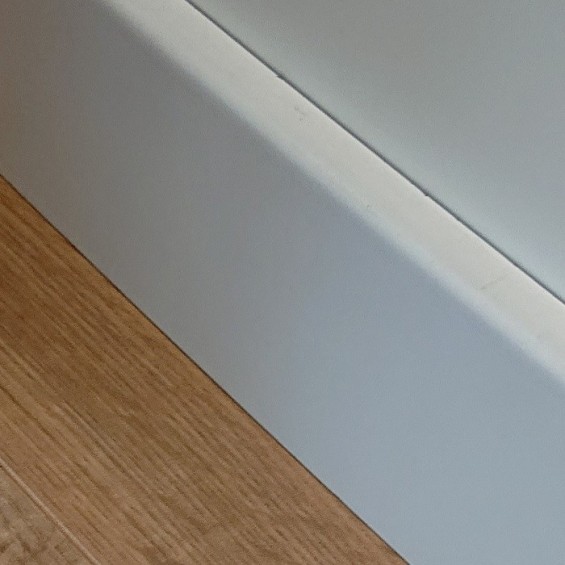 Base de espuma blanca para cualquier suelo laminado/de madera real de 2 mm  acústico/aislante, base cómoda para suelos (dimensión del rollo: 15㎡) :  : Bricolaje y herramientas